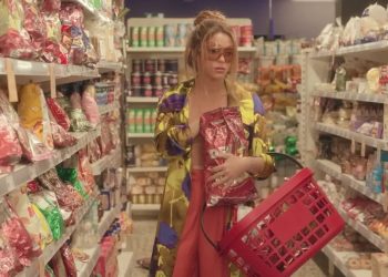 Shakira llora en su nueva bachata de despecho «Monotonía» con Ozuna