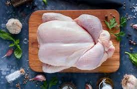 Pollo a remojo Por estos motivos deberías dejar de lavar el pollo antes de cocinarlo