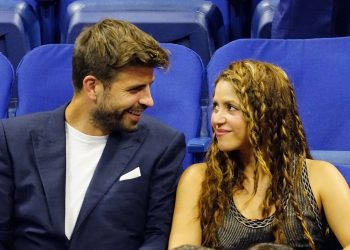 Piqué podría llevar a Shakira en su camiseta