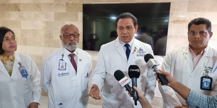 Ministro Salud Pública aclara no ocultan datos sobre cólera