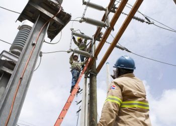 ETED mejorará condiciones de estructuras y elementos en línea 69 kv Navarrete-Puerto Plata II