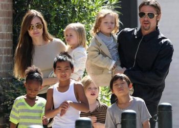 Angelina Jolie acusa a Brad Pitt de «asfixiar y golpear» a sus hijos