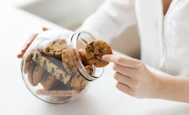 Qué es el ‘cookie jarring’