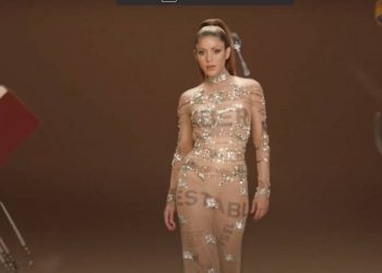 Shakira es la nueva imagen de Burberry