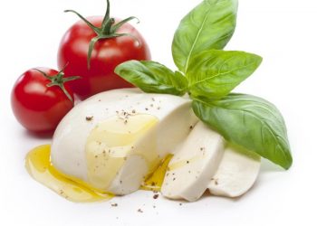 Cómo llega la toxina estafilocócica a la mozzarella y qué riesgo supone