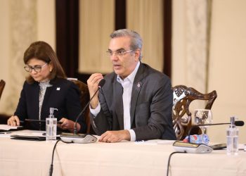 Presidente Abinader encabeza reunión con ministros y directores sobre X Censo Nacional de Población y Vivienda 2022