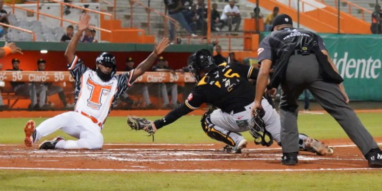Águilas blanquean Toros y se consolidan en segundo lugar