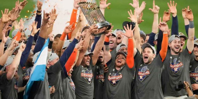 Astros conquista título de Serie Mundial con pitcheo del dominicano Framber Valdez