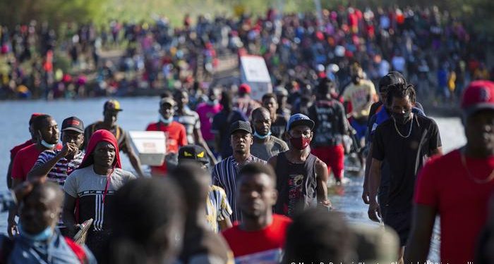 EE. UU. deportó a 190 haitianos desde Miami, incluyendo 46 niños