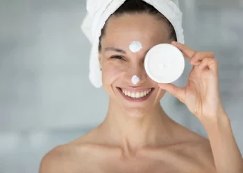 Esta es la crema antiedad más potente de Mercadona que rejuvenece la piel por solo 5 euros