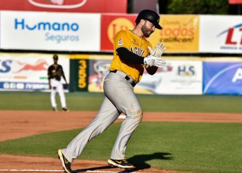 Hudson jonronea y Águilas vuelven a vencer Gigantes