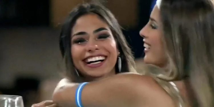 Polémica en redes por el beso entre Julieta y Daniela en Gran Hermano: ¿Fue infidelidad?