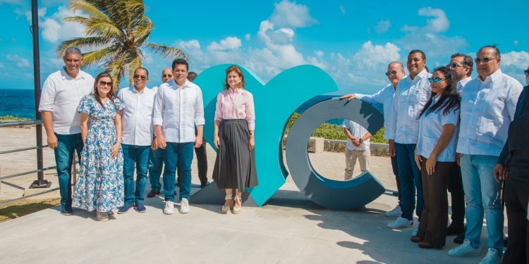 Turismo inaugura malecón de Cabrera con un costo superior a los RD$73 millones