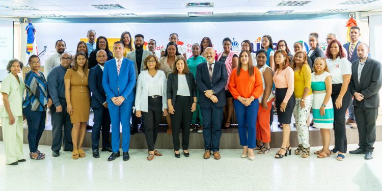 UAPA y AECID concluyen proyecto para recuperación de micros y pequeños empresarios de SDE afectados por crisis de COVID-19