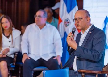 II Feria de Proindustria con 54 expositores, 82 proyectos tecnológicos y 16 patentes de innovadores