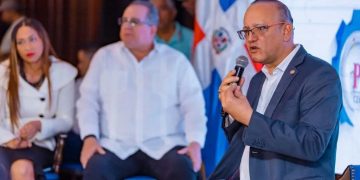 II Feria de Proindustria con 54 expositores, 82 proyectos tecnológicos y 16 patentes de innovadores