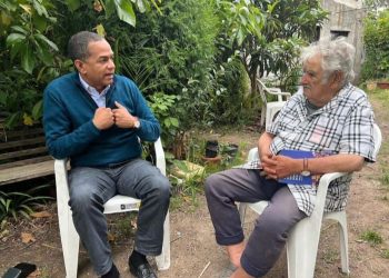 Valentín se reúne con Pepe Mujica; será conferencista en seminario “Integración Regional Latinoamericana”