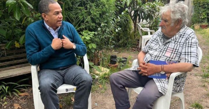 Valentín se reúne con Pepe Mujica; será conferencista en seminario “Integración Regional Latinoamericana”