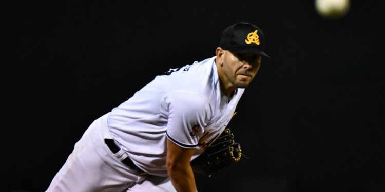Águilas vencen Leones 3-0 y llegan a 20 victorias