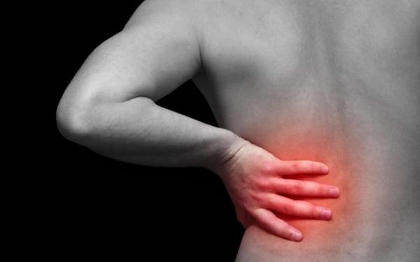 Dolor en el costado derecho: ¿qué puede significar?