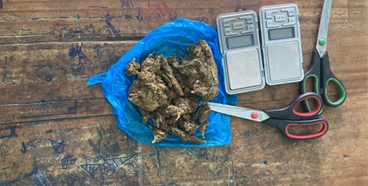 Desmantelan punto de venta de drogas en Jacagua