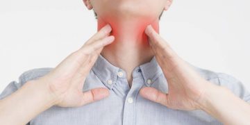 Dolor de garganta: ¿cómo tratarlo y prevenirlo cuando hace frío?
