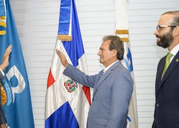 Posesionan nuevos vicepresidentes ejecutivos de AFP Reservas y ARS Reservas