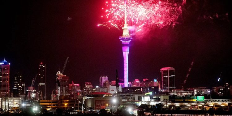 ¡Feliz 2023!: así celebran la llegada del Año Nuevo en todo el planeta