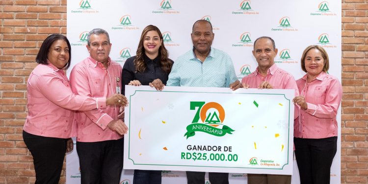 Cooperativa La Altagracia entrega premios Concurso 70 Aniversario