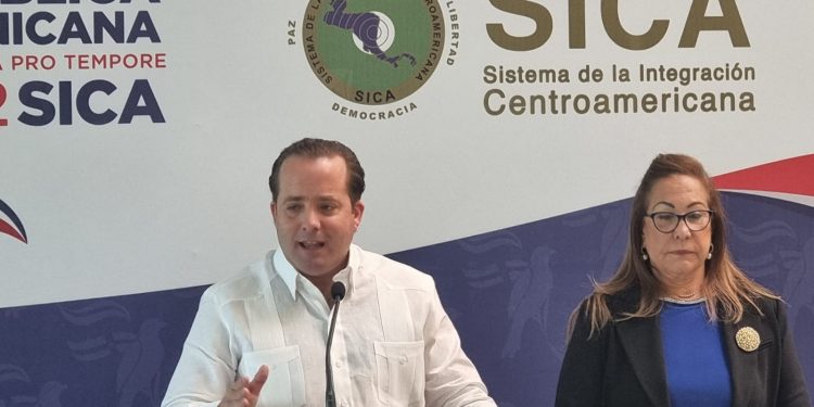 Todo listo para la Cumbre del SICA en Santiago