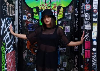 Dalesta cantante salvadoreña estrena canción dedicada a Nayib Bukele con audiovisual producido por  un dominicano