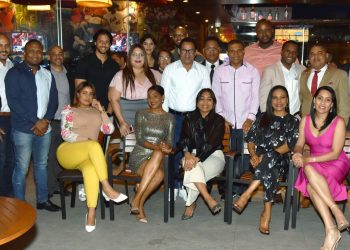Fundación Raymond Rodríguez y periodista Vargavila Riverón realizan encuentro navideño con la prensa