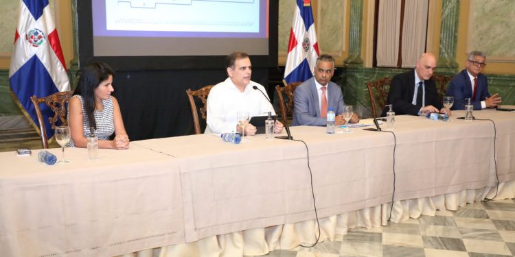 Gobierno dominicano afirma logra hito al alcanzar la mejor calificación crediticia en la historia del país
