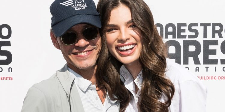 Nadia Ferreira en busca de su vestido de novia para su boda con Marc Anthony