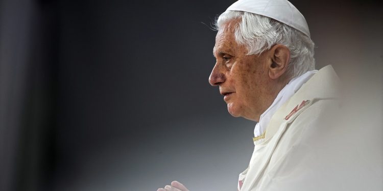 Muere Benedicto XVI, el primer pontífice en renunciar al cargo en seis siglos