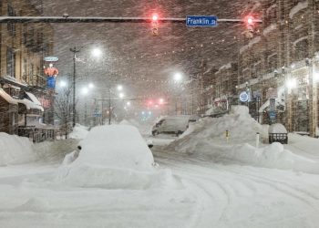 Biden declaró la emergencia en Nueva York para facilitar la ayuda federal tras los estragos de la tormenta Elliot