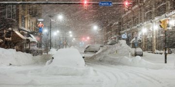 Biden declaró la emergencia en Nueva York para facilitar la ayuda federal tras los estragos de la tormenta Elliot