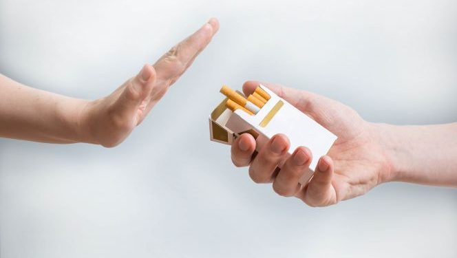 Dejar de fumar: así debe ser la dieta para controlar tu peso