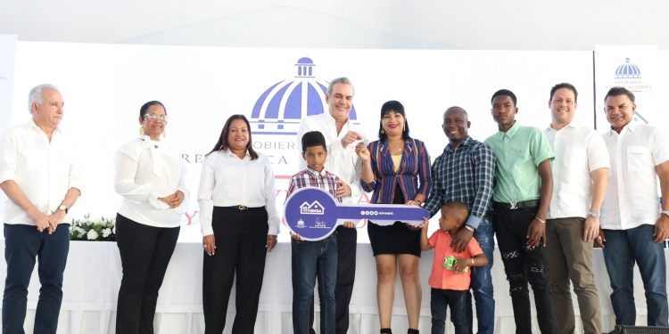 Presidente Abinader Continuó este fin de semana con intensa jornada de inauguraciones