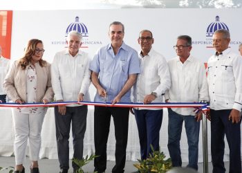 Presidente Abinader encabeza acto inaugural remodelación autopista Santiago-Navarrete