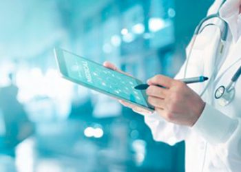 La salud digital demanda actualización constante de los recursos humanos