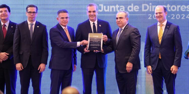 El CONEP reconoce al presidente Abinader por sus múltiples acciones orientadas al desarrollo sostenible del país