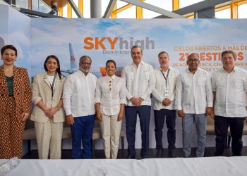 Porcella saluda crecimiento de Sky High y valora compromiso del presidente Abinader con la aviación civil