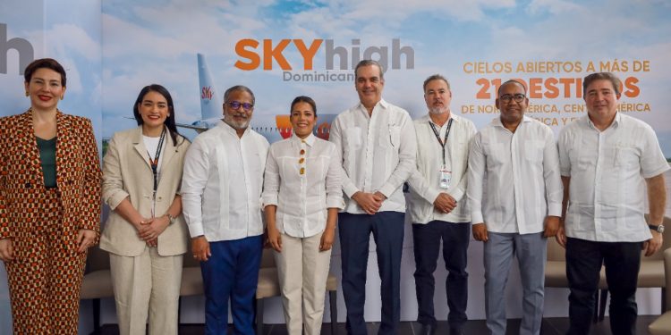 Porcella saluda crecimiento de Sky High y valora compromiso del presidente Abinader con la aviación civil
