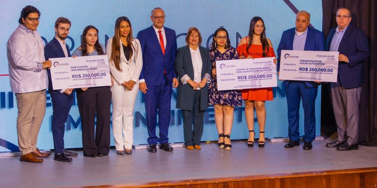 Proindustria premia a jóvenes innovadores