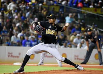 Roenis, domador Tigres; Zoilo, el azote; y Águilas siguen punteras Round Robin
