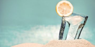 Las bebidas que mejor quitan la sed (después del agua)