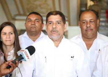 Gobierno y productores de huevos acuerdan aumentar su producción y garantizar suministros y precios estables al país