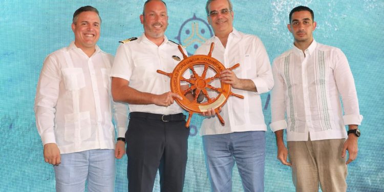 Presidente Abinader inaugura segunda etapa puerto de cruceros Taíno Bay en Puerto Plata