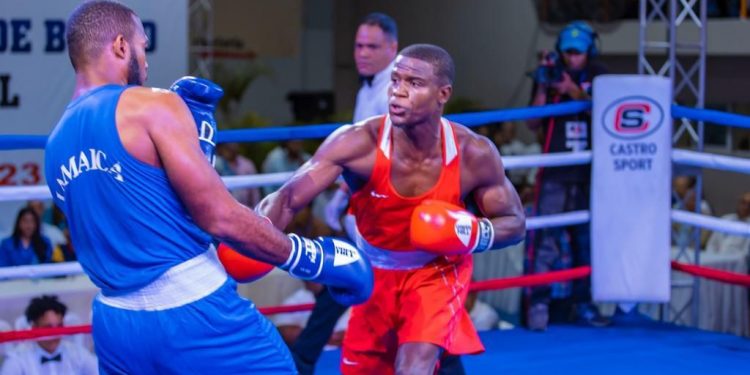 Copa Independencia de Boxeo inicia de forma espectacular y exitosa